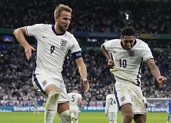 Harry Kane phá kỷ lục ra sân cho đội tuyển Anh của Peter Shilton