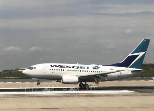 Canada: WestJet hủy khoảng 700 chuyến bay do nhân viên kỹ thuật đình công