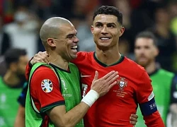 Euro 2024: Truyền thông Bồ Đào Nha kêu gọi đẩy Ronaldo lên ghế dự bị