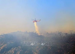 Hy Lạp 'oằn mình' chống chọi hàng chục đám cháy rừng