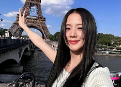 Jisoo BLACKPINK bật mí 5 tips giữ làn da làn da trắng sứ và mịn màng dù lịch trình bận rộn