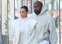 Kanye West bị tố quỵt lương, vợ bị nghi gửi phim "nóng" cho nhân viên