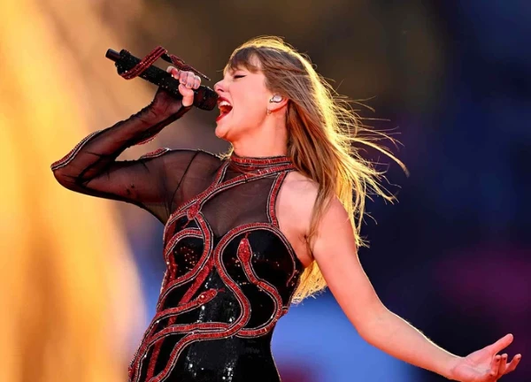 Taylor Swift kết thúc Eras Tour vào tháng 12