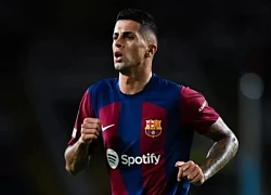 Barcelona sẽ không chiêu mộ hậu vệ Cancelo