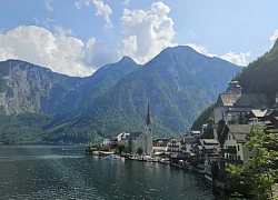 Khám phá ngôi làng cổ Hallstatt đẹp như tranh vẽ giữa trời Âu