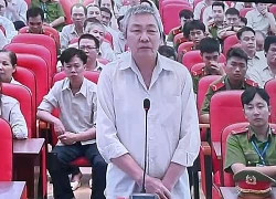 'Cò' hối lộ án ngữ cổng trung tâm đăng kiểm