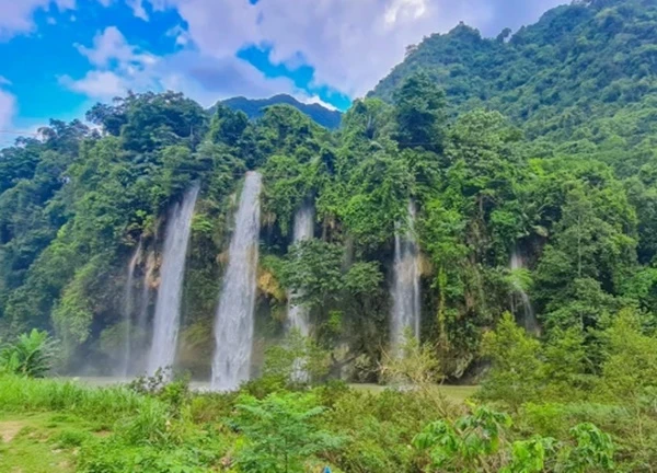 Thác Mưa Rơi (Võ Nhai, Thái Nguyên) - Nàng tiên nữ xinh đẹp ẩn mình giữa chốn rừng xanh