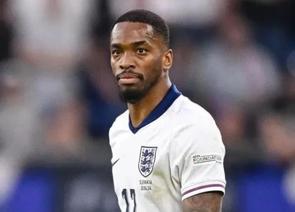 Ivan Toney muốn Southgate thay đổi