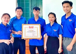 Trung ương Đoàn khen thanh niên chèo xuồng ra giữa đầm Thị Nại cứu người nhảy cầu