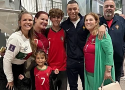 Bồ Đào Nha bị loại, gia đình Ronaldo làm điều bất ngờ với Mbappe