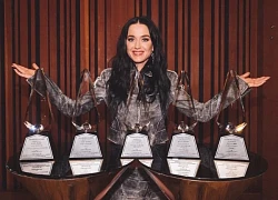 Katy Perry chính thức trở lại với single 'Woman's World', phát súng đầu tiên liệu có bùng nổ?