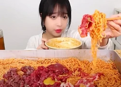 "Thánh mukbang" ra tín hiệu cần giải cứu, bạn trai đe dọa tung video