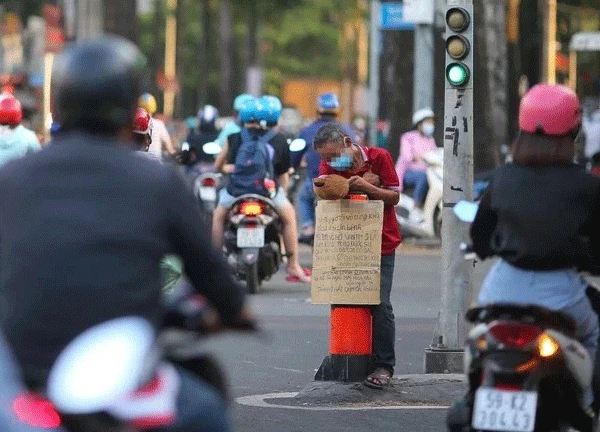 Ăn xin, chăn dắt ăn xin: Cần một giải pháp căn cơ