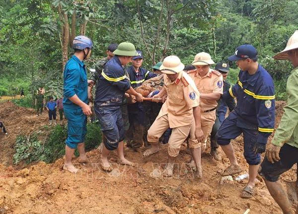 Vụ sạt lở đất tại Hà Giang: Xác định được danh tính 10/11 người tử vong