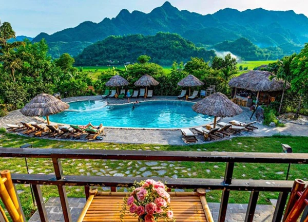 5 resort sang chảnh ngắm núi rừng xanh mướt ở Mai Châu