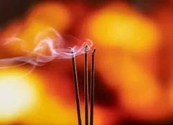 3 khung giờ vàng thắp hương ngày Rằm tháng 6 âm lịch Giáp Thìn để chiêu tài đón lộc