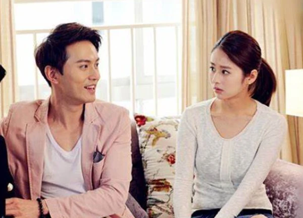Đi làm về thấy chồng hăm hở dọn nhà cửa, tôi còn đang kinh ngạc thì chồng đã kéo ngay vào trong, chỉ thành quả khiến tôi tức tím mặt