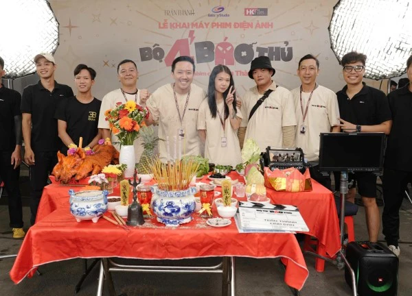 Trấn Thành khởi quay phim chiếu tết 2025 - 'Bộ tứ báo thủ'