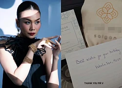 Thanh Hằng nhận quà và lời nhắn từ "mr V" - chủ tịch Miss Universe Vietnam