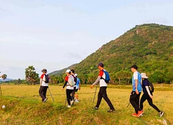 Trekking chinh phục núi Cấm, trải nghiệm mới tại An Giang