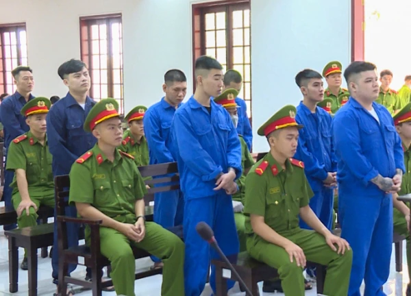 Gây án giết người, nhóm 7 thanh niên lãnh án