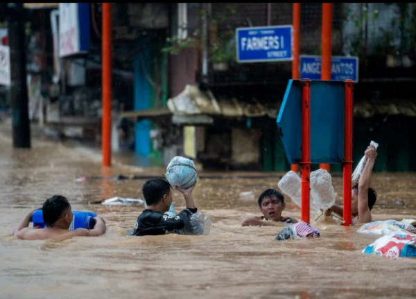 Hàng nghìn người kẹt trong bão Gaemi, liệu các siêu đô thị Philippines đã đạt đến giới hạn?