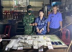 Nữ 2k "ôm" 40 bánh heroin và 15kg ma túy từ Lào về Việt Nam