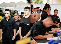 Video: Quang Hải về quê Đông Anh viếng TBT Nguyễn Phú Trọng, nghẹn ngào viết sổ tang