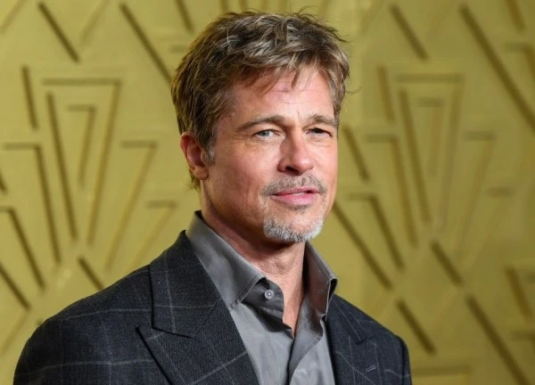 Brad Pitt liên tục "lòng đau như cắt" vì các con