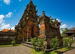 Indonesia tăng cường quản lý du khách quốc tế đến Bali