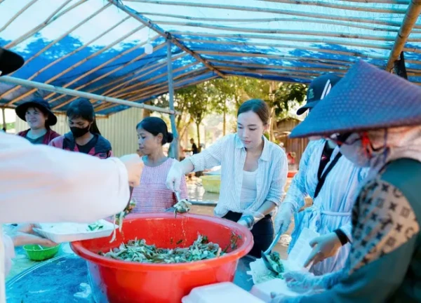 MV 'Áo ấm yêu thương' - hành trình cảm xúc mang áo ấm đến bản nghèo