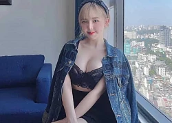 Ngắm gương mặt baby, body như thần Vệ Nữ của 'hot girl tiểu học'