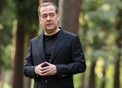 Ông Medvedev: Chiến dịch quân sự của Nga tại Ukraine đã thay đổi nhận thức về chiến thuật chiến đấu