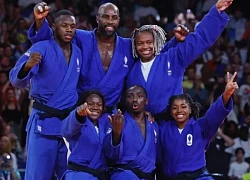 Cảnh thi đấu judo gây ngỡ ngàng ở Olympic Paris