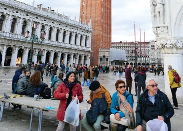 Dọc đường tới Venice