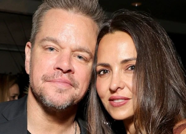 Hôn nhân 19 năm đẹp như phim của Matt Damon