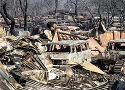 Cháy rừng lan nhanh, thiêu rụi nhiều nhà dân ở bang California