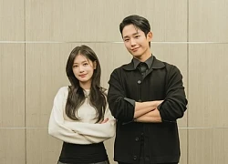 Love Next Door: Jung Hae In công bố ngày trọng đại với bạn gái, Jisoo &#8220;bít cửa&#8221;