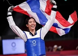 Nữ võ sĩ Thái Lan bảo vệ thành công tấm huy chương vàng tại Olympic Paris