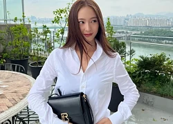 "Công chúa băng giá" Krystal Jung mặc đi mặc lại 5 món đồ đặc thù của dân công sở