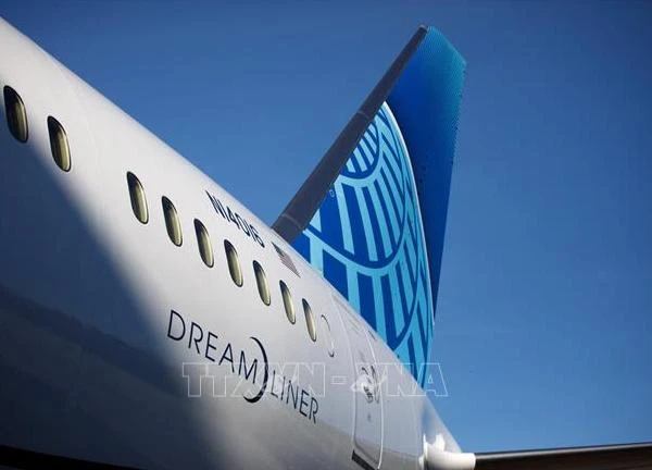 FAA yêu cầu kiểm tra dòng máy bay Boeing 787 Dreamliners sau sự cố trên không