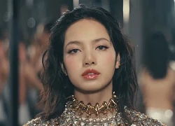 Lisa thể hiện đẳng cấp &#8220;vỗ mặt&#8221; antifan, âm thầm khiến Jisoo, Jennie &#8220;nhục mặt&#8221;