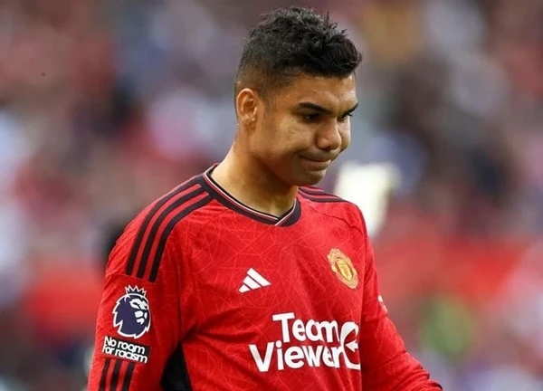 MU ra phán quyết về Casemiro