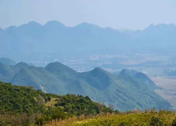 Núi Đại Bàng - điểm đến mới tại huyện Kim Bôi (Hòa Bình)