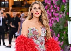 Vì sao Blake Lively bị Hollywood tẩy chay?