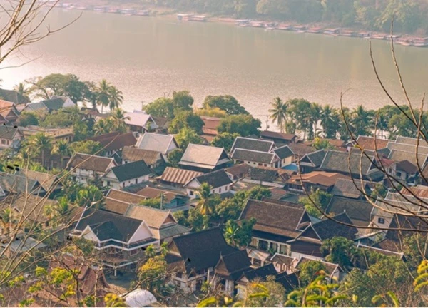 Dung dị vẻ đẹp Luang Prabang, Lào