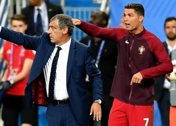 Siêu sao Ronaldo có khả năng trở thành HLV cao hơn Messi