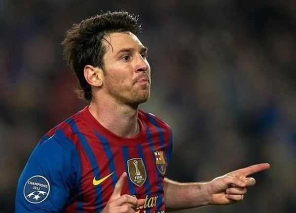 Messi chỉ ra tiền đạo xuất sắc nhất lịch sử bóng đá thế giới