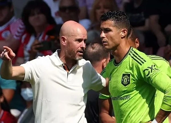 Garnacho gây xôn xao vì 'thích' chỉ trích của Ronaldo với Ten Hag