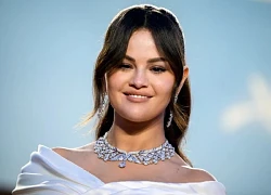 Selena Gomez không thể mang thai